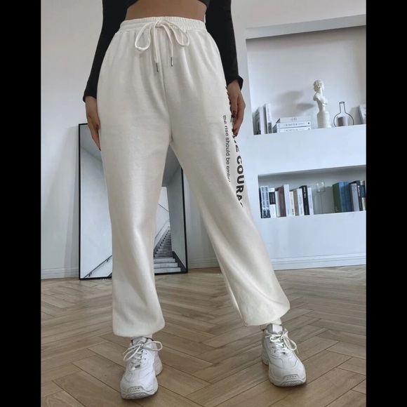 🔥Sweatpants 🔥 - Picture 4 of 6